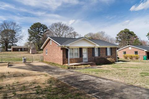 104 Tower Dr, Moore, SC 29369 photo 2