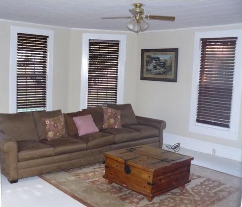 101 E Pine St, Blacksburg, SC 29702 photo 8