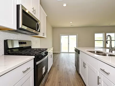 1001 Appalachian Dr, Moore, SC 29369 photo 9