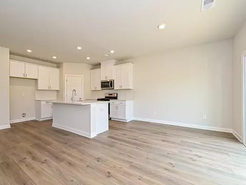 1001 Appalachian Dr, Moore, SC 29369 photo 5