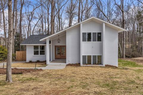 203 Newgate Dr, Simpsonville, SC 29681
