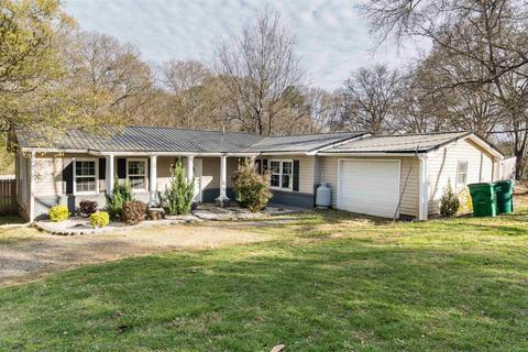 169 Sequoyah Dr, Chesnee, SC 29323