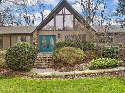 110 Plantation Dr, Moore, SC 29369