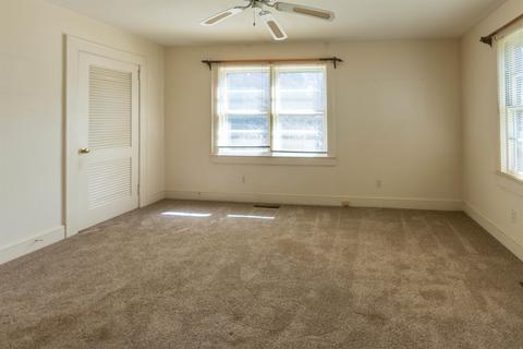 1007 E Blackstock Rd, Moore, SC 29369 photo 6