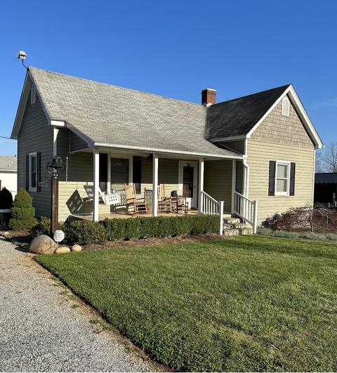 611 S Georgia Ave, Chesnee, SC 29323