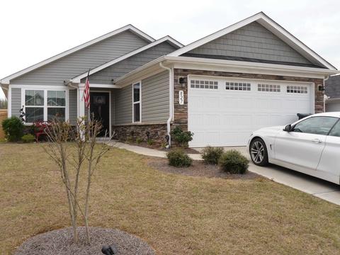 827 Shady Oak Ct, Boiling Springs, SC 29316