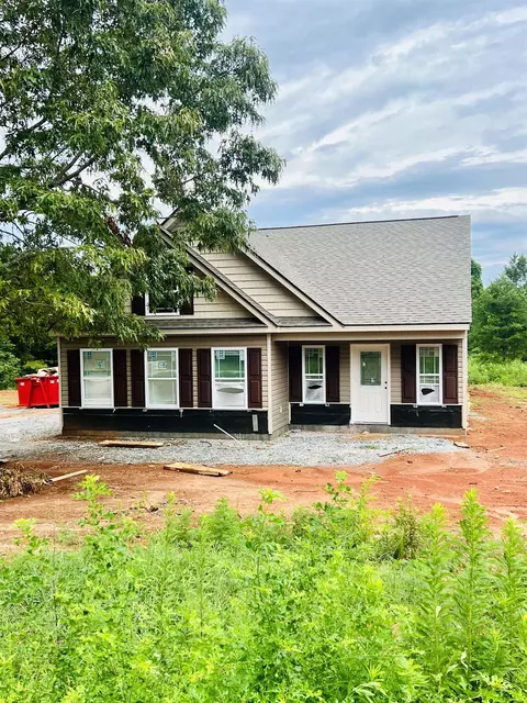 1035 Piedmont Rd, Chesnee, SC 29323