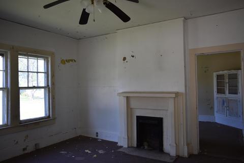 1001 E Frederick St, Gaffney, SC 29340 photo 3