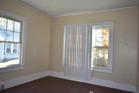 1001 E Frederick St, Gaffney, SC 29340 photo 8