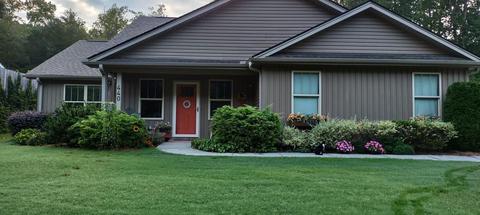 440 Bowers Rd, Travelers Rest, SC 29690