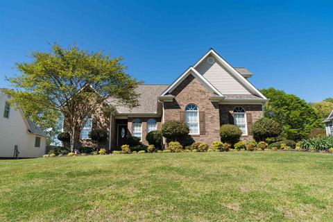 172 Sugar Hill Ct, Boiling Springs, SC 29316