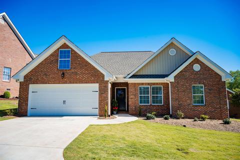 330 Kellie Ln, Spartanburg, SC 29301