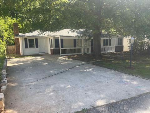 823 Magness Dr, Spartanburg, SC 29303