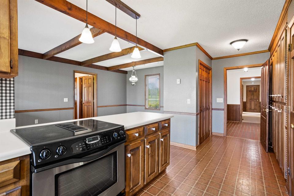  8935 New Cut Rd, Campobello, SC 29322 photo 10