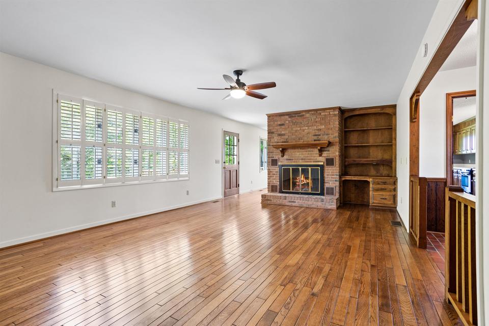  8935 New Cut Rd, Campobello, SC 29322 photo 4