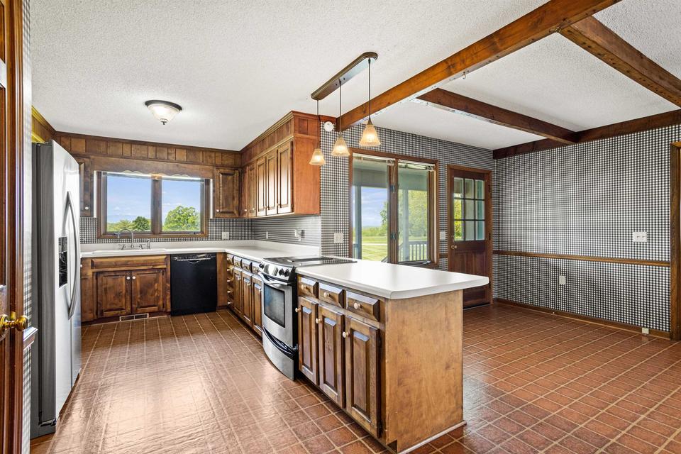  8935 New Cut Rd, Campobello, SC 29322 photo 9
