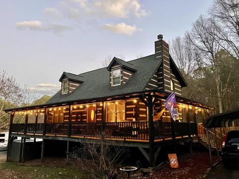 128 Tram Rd, Cowpens, SC 29330