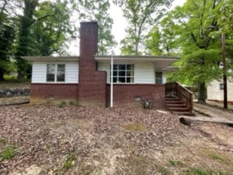 515 Pennwood Dr, Spartanburg, SC 29306