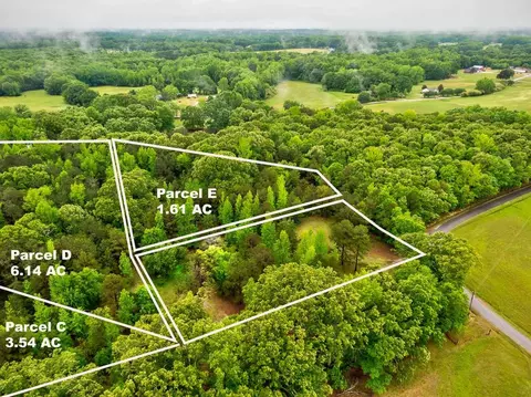 979 Country Ln, Gray Court, SC 29645