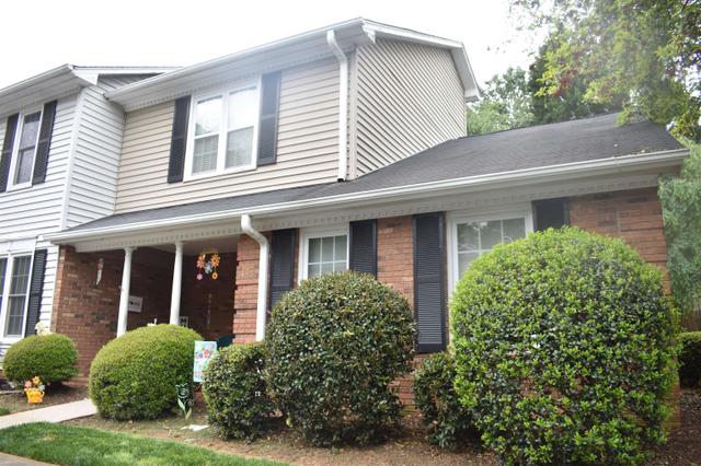 17 Somersett Dr, Spartanburg, SC 29301