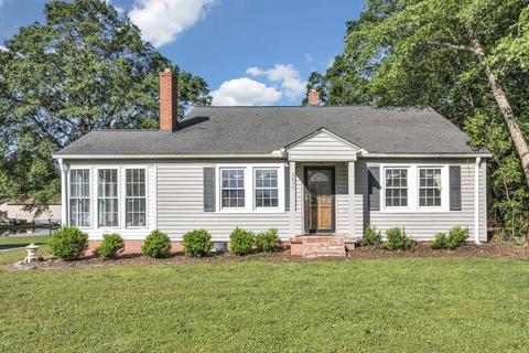 3075 N Blackstock Rd, Spartanburg, SC 29301