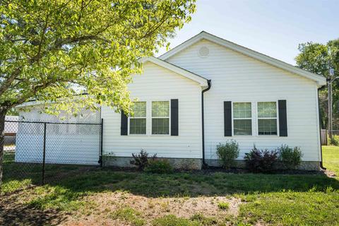 330 Rainbow Lake Rd, Boiling Springs, SC 29316