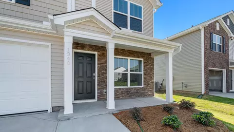 1340 Saddle Ct, Roebuck, SC 29376 photo 3