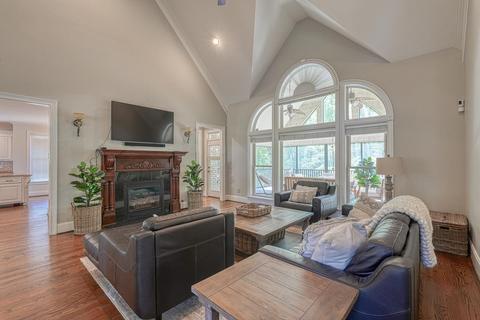 15 Griffith Creek Dr, Greer, SC 29651 photo 9