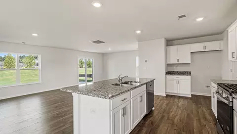 1341 Saddle Ct, Roebuck, SC 29376 photo 8