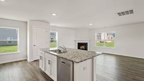 1341 Saddle Ct, Roebuck, SC 29376 photo 9