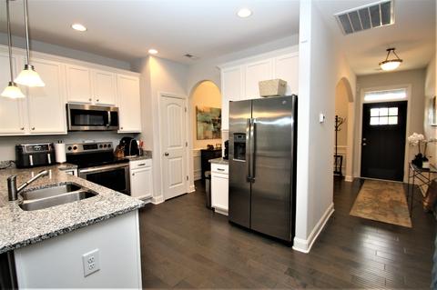 527 Chantry Ln, Moore, SC 29369 photo 9