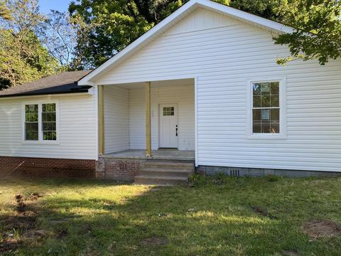 8260 2nd St, Boiling Springs, SC 29316