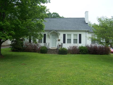 811 College Drive Dr, Gaffney, SC 29341