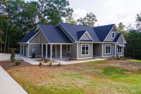 1495 Golf Course Rd, Columbus, NC 28722