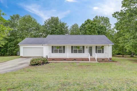 140 Beaver Creek Dr, Chesnee, SC 29323