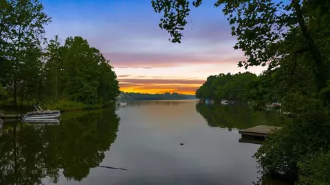119 Shore Heights Dr, Inman, SC 29349