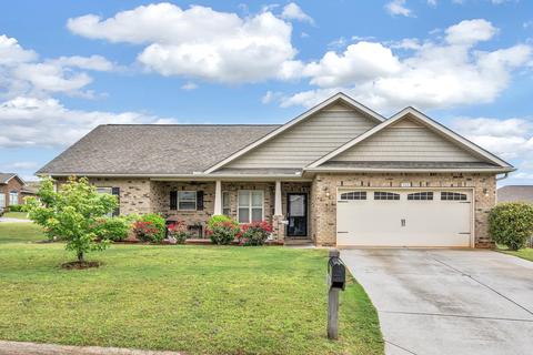 521 E Heatherstone Ln, Roebuck, SC 29376