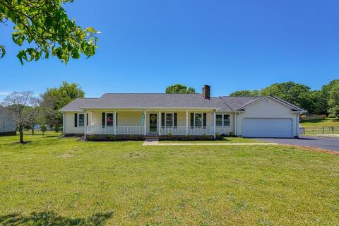 120 Wells Dr, Boiling Springs, SC 29316