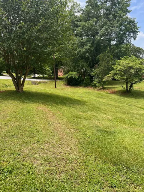 Crystal Drive, Duncan, SC 29334