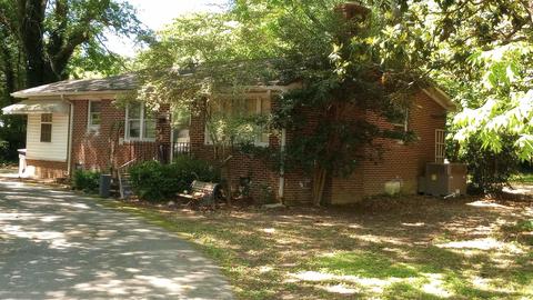 2426 Wallace Ave, Spartanburg, SC 29302