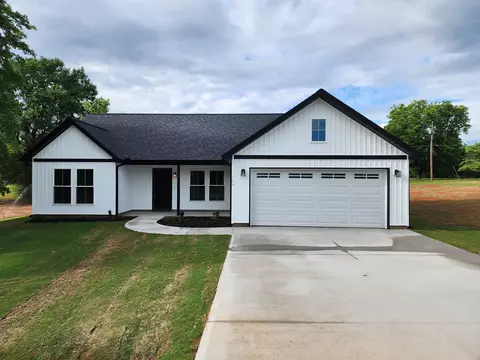 104 Pauls Rd, Gaffney, SC 29341