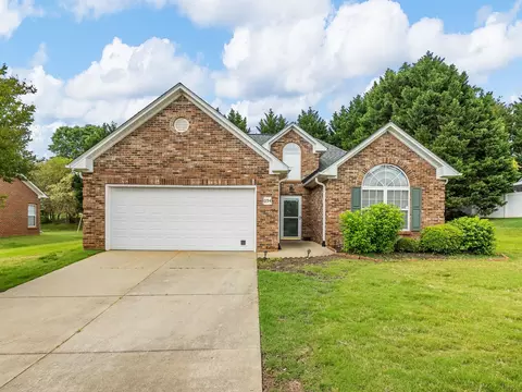294 Glen Crst, Moore, SC 29369 photo 3