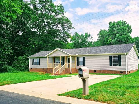 224 Fawn Meadow Dr, Inman, SC 29349