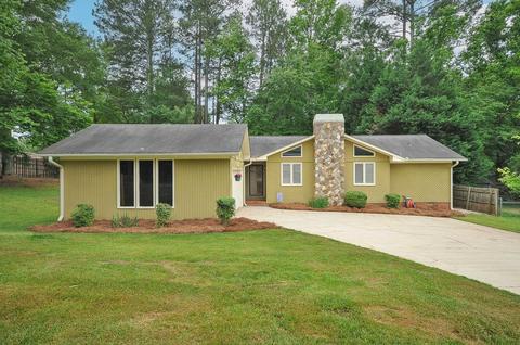 195 Aberdeen Ln, Spartanburg, SC 29307