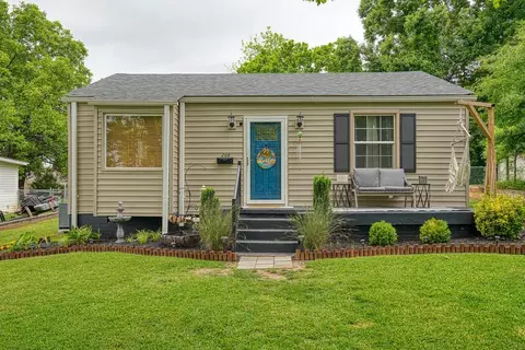 208 Austin Dr, Gaffney, SC 29340