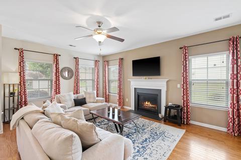 227 E Pyrenees Dr, Lyman, SC 29365 photo 6