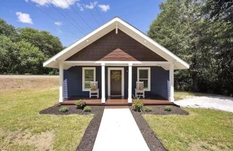 42 Woodlawn Ave, Greenville, SC 29611