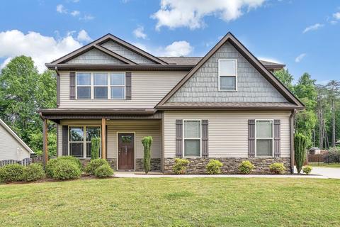 1886 Lake Cunningham Rd, Greer, SC 29651