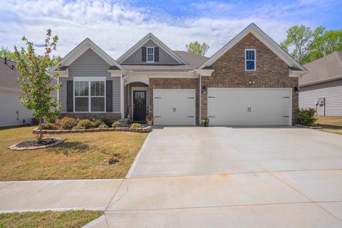 123 Yellow Fox Rd, Greer, SC 29650