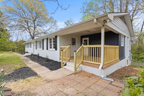 370 Blalock Rd, Boiling Springs, SC 29316